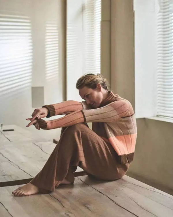 顯瘦又有女人味，美貌還能有氣場！“高顏值”的早春搭配全靠它