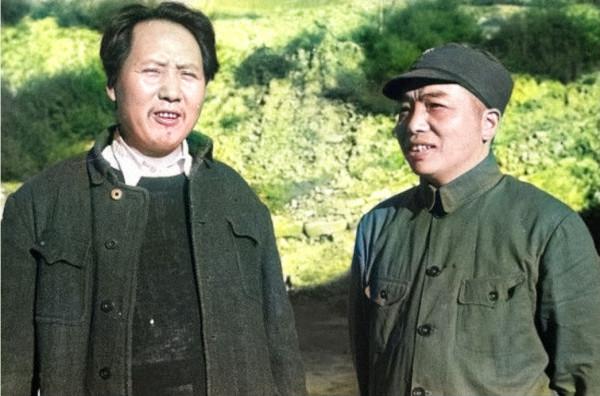 蔣介石到延安,參觀毛主席的窯洞後失眠,敗退時說:最後悔去延安 蔣介石到延安,參觀毛主席的窯洞後失眠,敗退時說:最後悔去延安