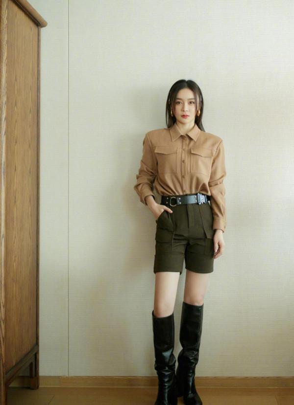 經典的五分褲，如何穿更時髦？瞧瞧袁姍姍的示範