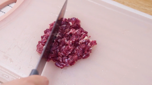 一口補鈣，兩口補鋅，出鍋娃就吃光了，猛長個，專治不長個的寶寶