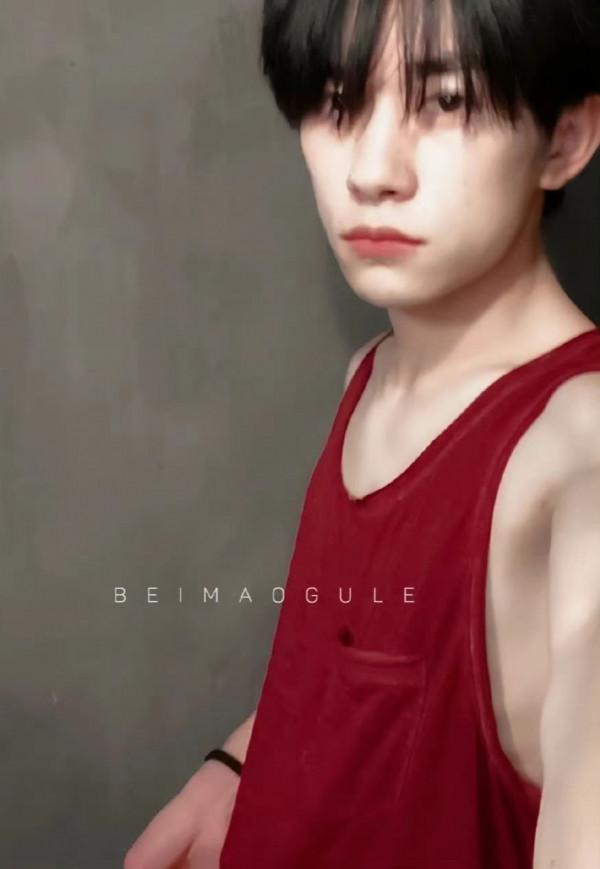 你會喜歡的易烊千璽桌布 你會喜歡的易烊千璽桌布