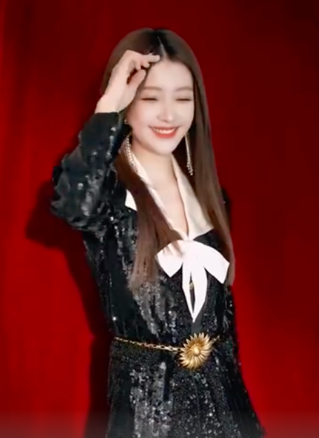 一秒變臉被她們帥到!孫怡、白鹿、袁冰妍,女明星的衝浪都好優秀 一秒變臉被她們帥到!孫怡、白鹿、袁冰妍,女明星的衝浪都好優秀