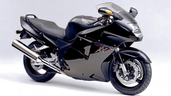 國產四缸再起狼煙!凱越加入戰團 國產四缸再起狼煙!凱越加入戰團