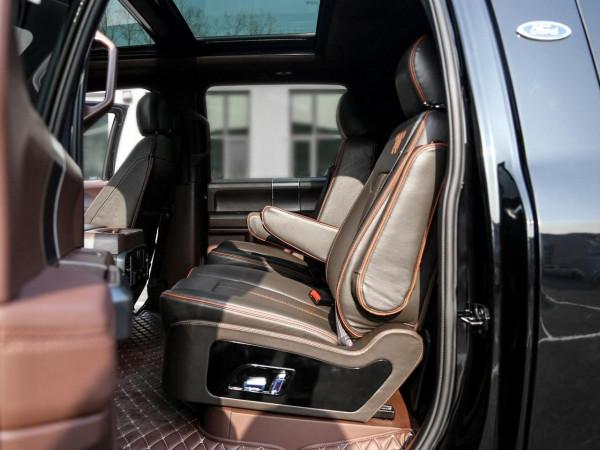 美系原裝進口，超大尺寸的SUV，實拍勇猛者