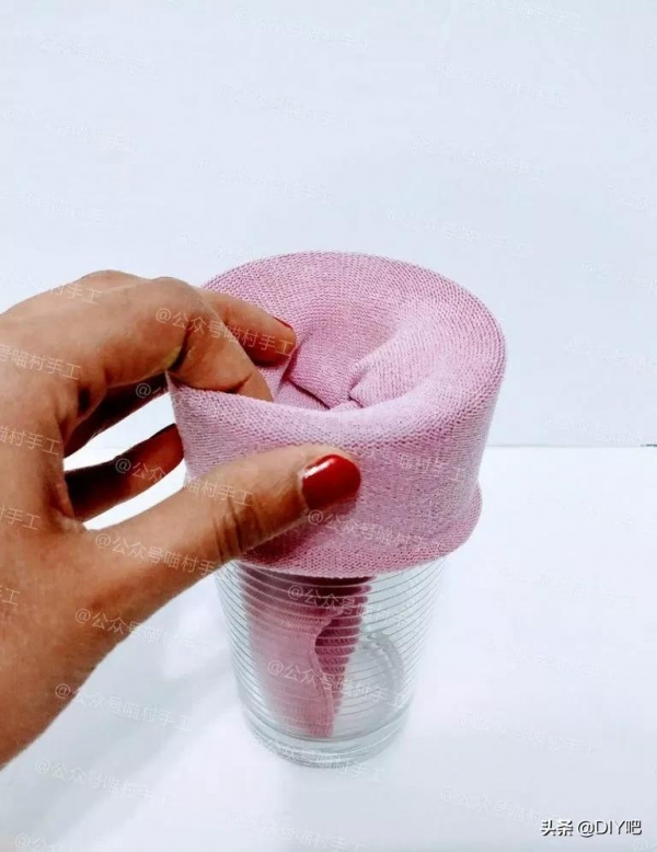 教程丨與孩子一起玩的手工,5分鐘做一隻呆萌兔 教程丨與孩子一起玩的手工,5分鐘做一隻呆萌兔