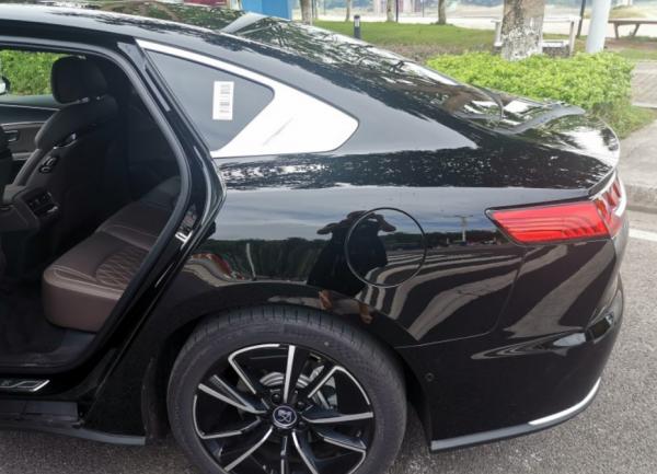 漢為觀止，與漢同行，慶自己提車