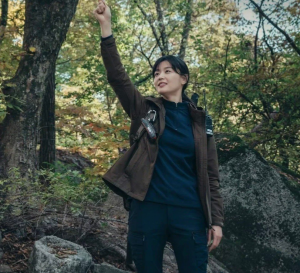 全智賢新劇《智異山》狀態好美！確定這是39歲的全智賢嗎