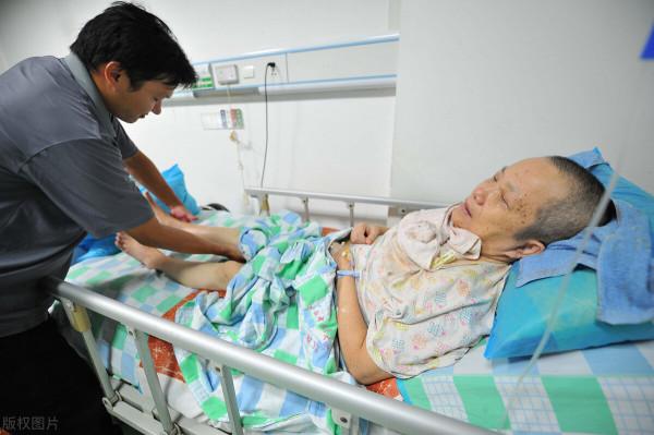 怎麼區別腦梗塞、腦血栓、腦出血?臨床表現有哪些?一文講清 怎麼區別腦梗塞、腦血栓、腦出血?臨床表現有哪些?一文講清