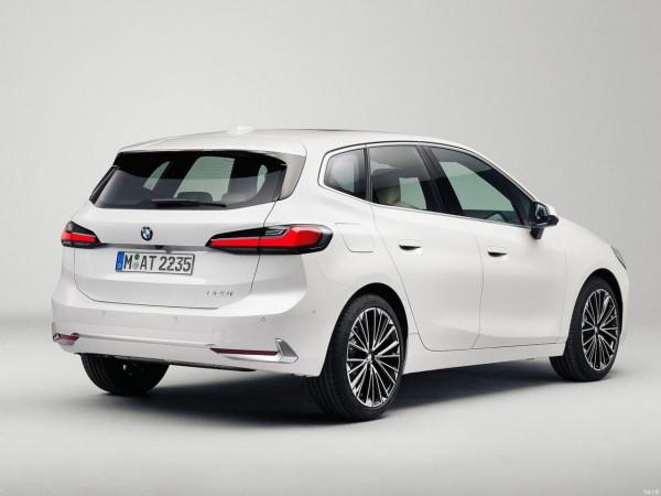 尺寸更大鼻孔更大?寶馬全新2系旅行車官圖釋出 尺寸更大鼻孔更大?寶馬全新2系旅行車官圖釋出