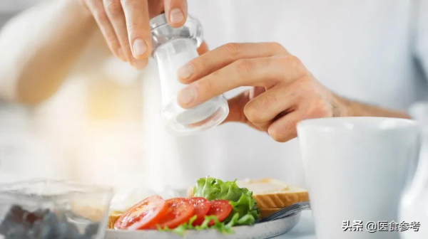 每天都在講的“低鹽低脂飲食”，你真的懂嗎？這些病症一定要低鹽飲食