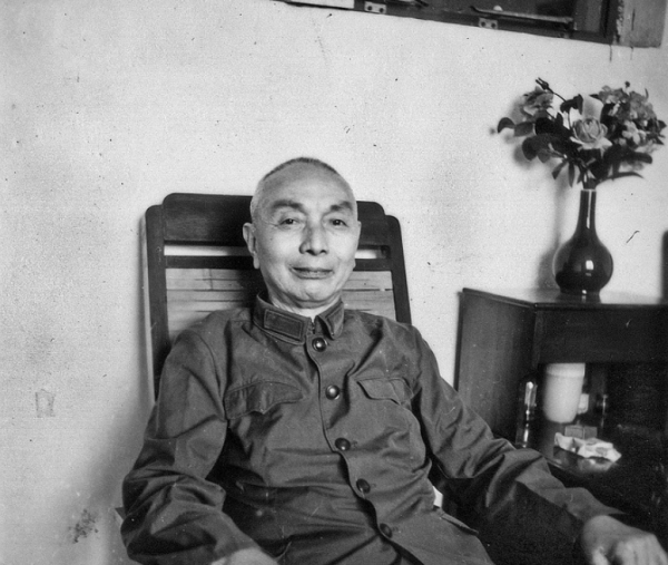 兩個紅色特工互抓小辮子，指對方是共諜，老蔣：你們都對，我錯了