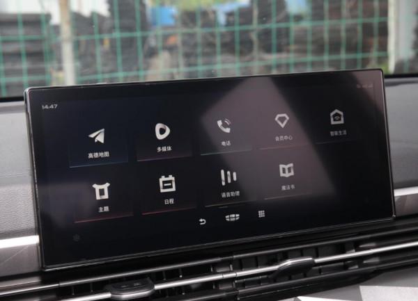 上班族買輛經濟型SUV就行，這三款經久耐用，不但省油配置也豐富