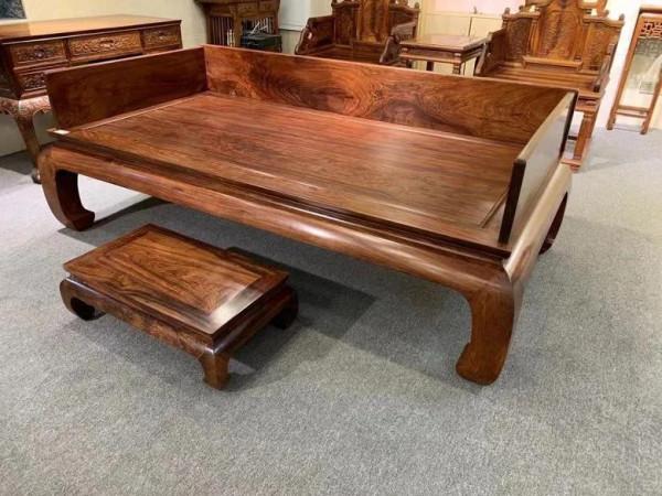 老料黃花梨三圍獨板羅漢床