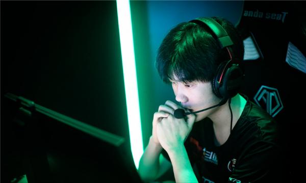 PGL秋季賽訓杯來襲,龍宗泉擔任4AM首發,各支隊伍新陣容初現 PGL秋季賽訓杯來襲,龍宗泉擔任4AM首發,各支隊伍新陣容初現