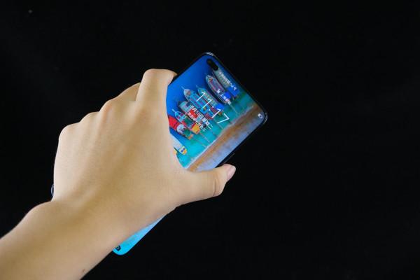 未滿18歲的孩子該用什麼手機？這三種手機肯定合適這個年齡段