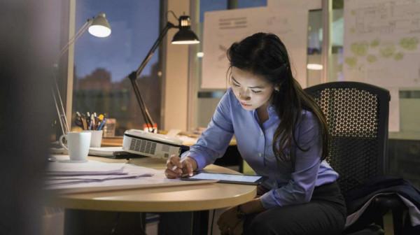 宅家熬夜修仙，讓這杯花茶來拯救熬夜臉