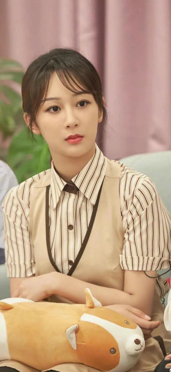 明星手機桌布：鄰家大女孩-楊紫