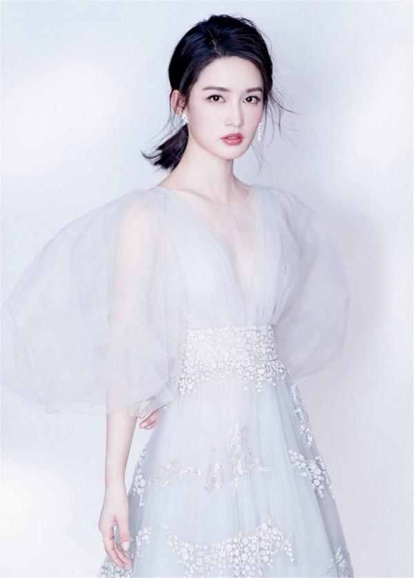 李沁,還是那麼美 李沁,還是那麼美