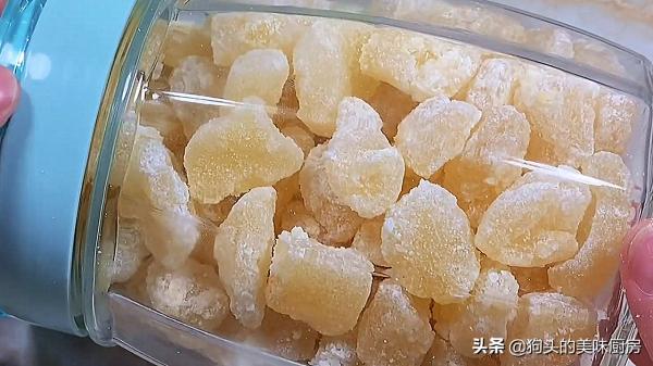 柚子皮扔了太可惜，教你在家做柚子糖，甘甜清香，入口回甘又好吃