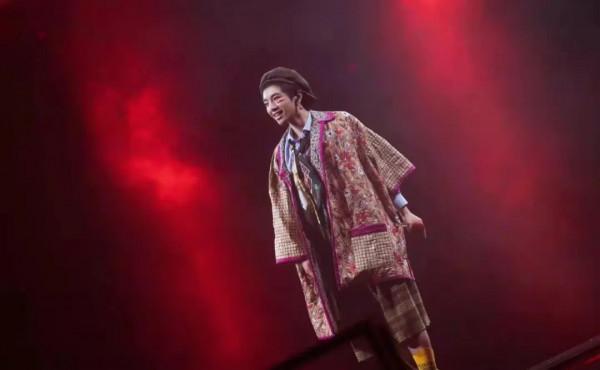 面部凹陷,瘦成“紙片人”,六位體重不過百的男星,各有各的心酸 面部凹陷,瘦成“紙片人”,六位體重不過百的男星,各有各的心酸