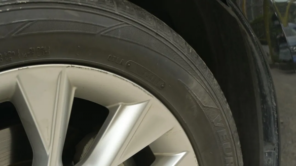 細數二手雷克薩斯ES300h的特點，什麼樣的人適合當車主？