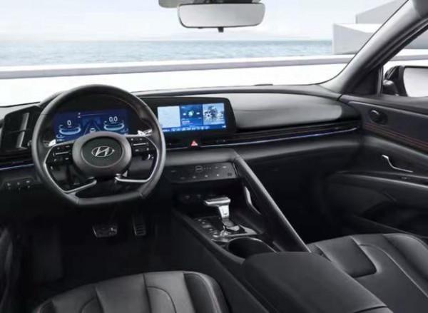 售價9&period;98萬起，2022款現代伊蘭特來襲，新增黑騎士限量版，能火嗎