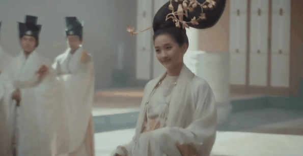 影視劇演員臨時換人，導演眼光真毒，有的不換可能還沒那麼離譜