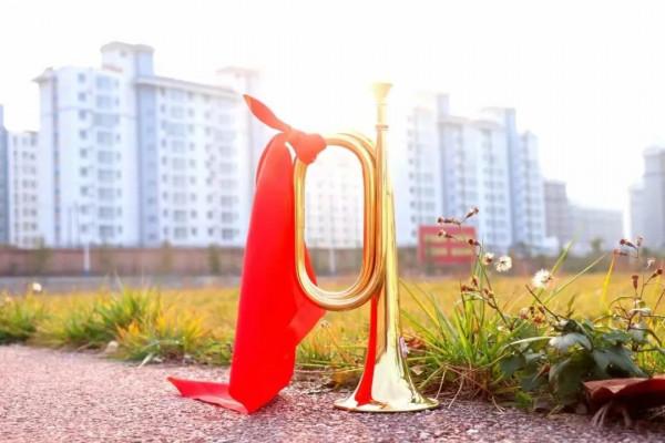 潮頭聽濤|一聲軍號,一生追隨 潮頭聽濤|一聲軍號,一生追隨