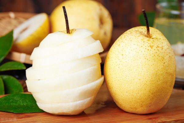 愛吃梨的朋友請注意:秋天吃梨正當時,但三類人要少吃 愛吃梨的朋友請注意:秋天吃梨正當時,但三類人要少吃
