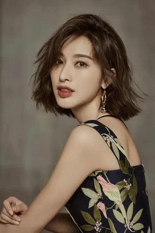 許齡月，王鷗，娜扎，熱巴，唐嫣，張天愛