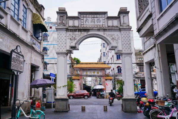 說海南島只有東北菜好吃的人跟我出來一下