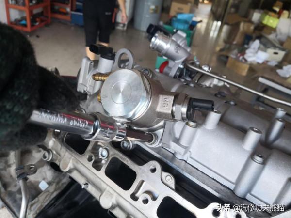 大眾高爾夫1.4T差點開報廢，燒機油、燒防凍液、缺缸大修一次解決