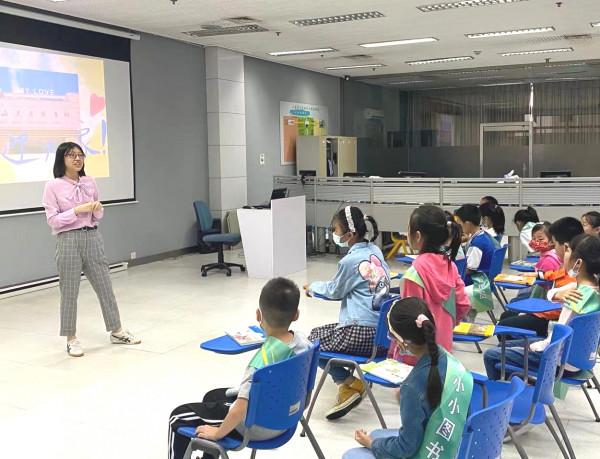 “閱”迎中秋 山東省圖書館“小小圖書管理員”上崗啦