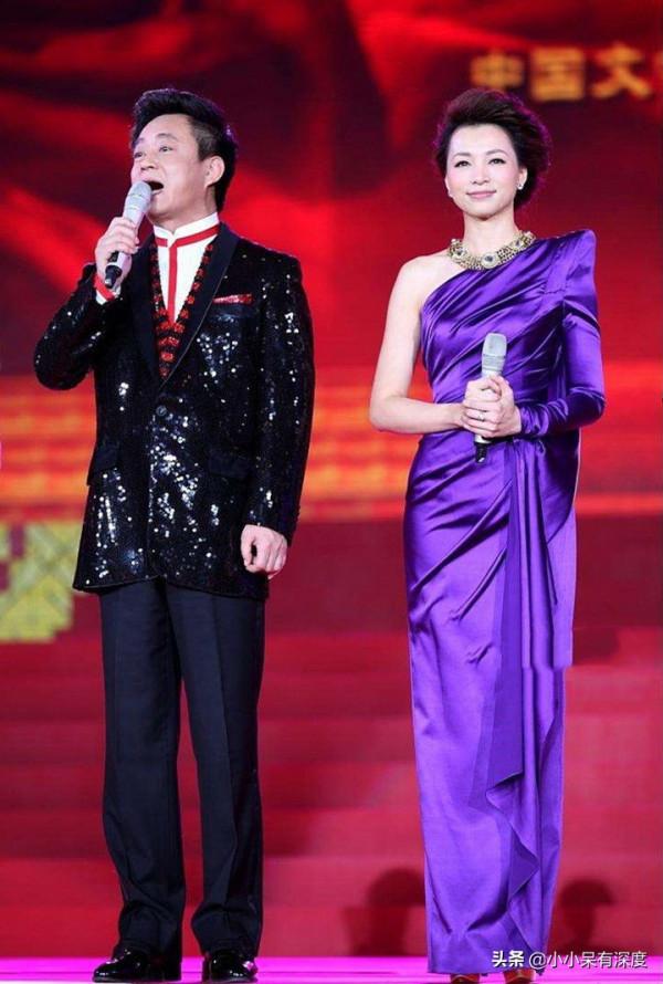 時隔1095天，朱軍重登舞臺，情緒激動一度哽咽！其實早已物是人非