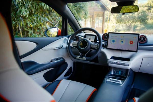 試駕海洋美學設計的比亞迪海豚“聰明且好開”是我對它的評價 試駕海洋美學設計的比亞迪海豚“聰明且好開”是我對它的評價