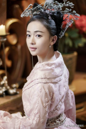 清秀佳人就別&OpenCurlyDoubleQuote;強出頭&rdquo;！這8位女星演絕世美人，無一倖免全被嘲