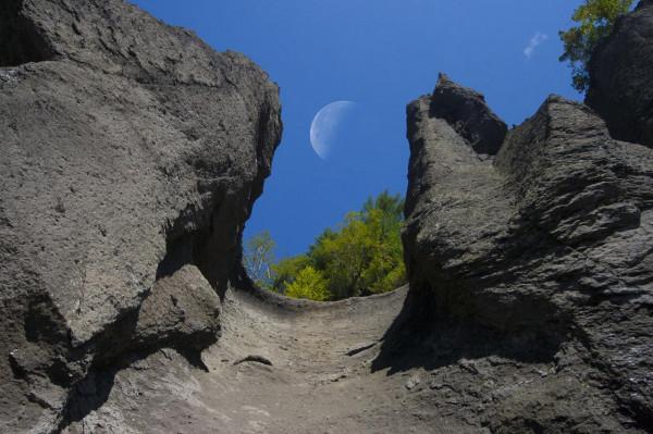 美輪美奐的長白山錦江大峽谷