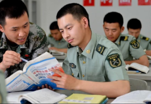 2021軍校迎“寒冬”,大幅降分卻招不滿,考生:想考,但考不上 2021軍校迎“寒冬”,大幅降分卻招不滿,考生:想考,但考不上