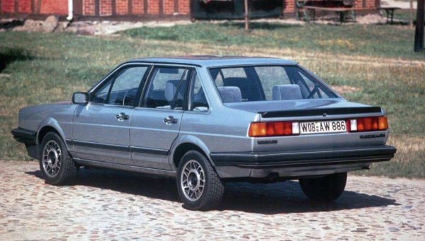 光伏龍頭降價是機會還是危機? 光伏龍頭降價是機會還是危機?