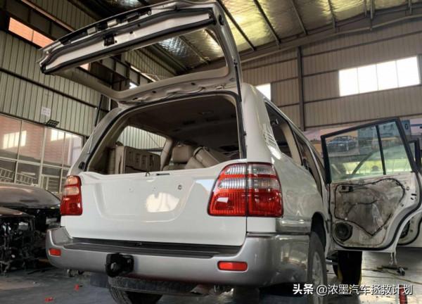 「縱橫四海」老夥計的重生之旅，一起暫別城市的方圓化身曠野的風