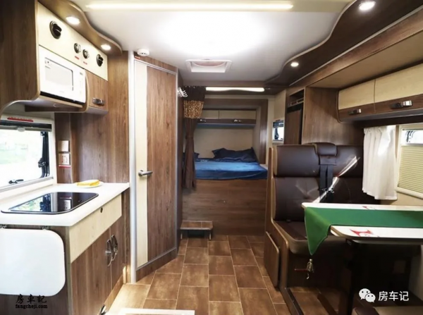 售價141萬的頂級房車!可能是最好的C型房車!戴德E途來了 售價141萬的頂級房車!可能是最好的C型房車!戴德E途來了