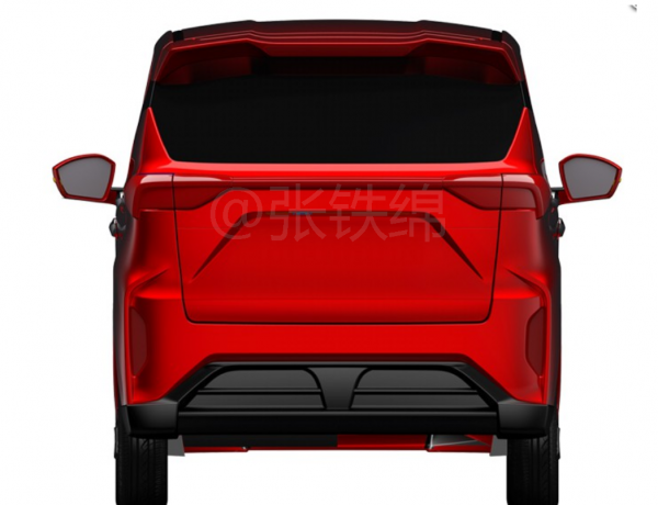 老頭樂版的“埃爾法”，外觀很霸氣，5門4座，代步、接娃都能行