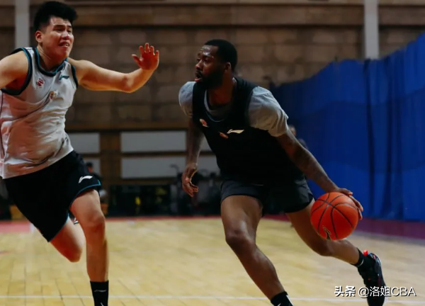 CBA三訊息:遼寧老將狀態火熱,曾凡博18日復出,西蒙斯曬新動態 CBA三訊息:遼寧老將狀態火熱,曾凡博18日復出,西蒙斯曬新動態