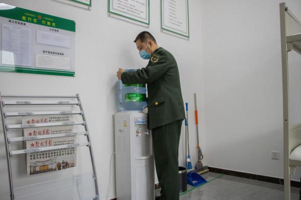 奔赴戰位,四川省軍區警衛勤務隊“喜提新戰友” 奔赴戰位,四川省軍區警衛勤務隊“喜提新戰友”