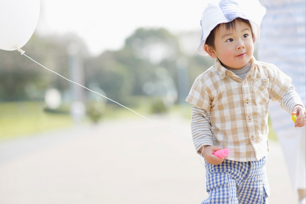 2-3歲寶寶叛逆期，樣樣對著幹，家長守住6點原則，管教更有效