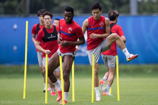 昨天9點！非洲傳來訊息：前江蘇蘇寧外援被看上，深圳隊亞冠沒戲