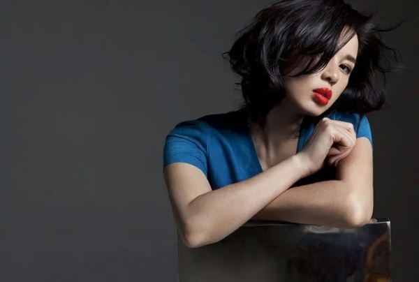 女明星的嘴，越“怪”越勾人的美