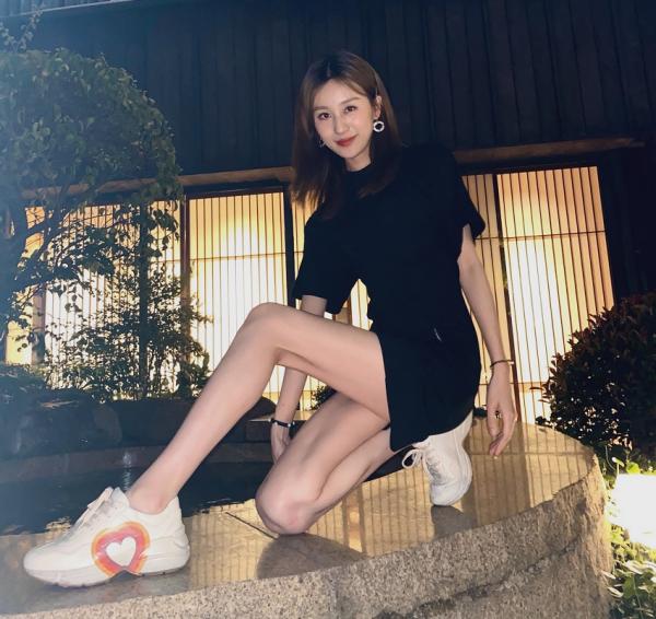 《安樂傳》曝中秋海報，6大女配意外出彩，顏值集體線上不輸熱巴