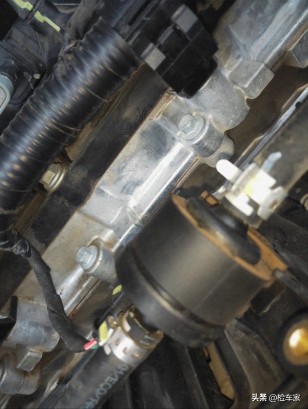 4萬公里大事故VV7報價12萬,賣家拒不退定金:你是來砸場子的? 4萬公里大事故VV7報價12萬,賣家拒不退定金:你是來砸場子的?