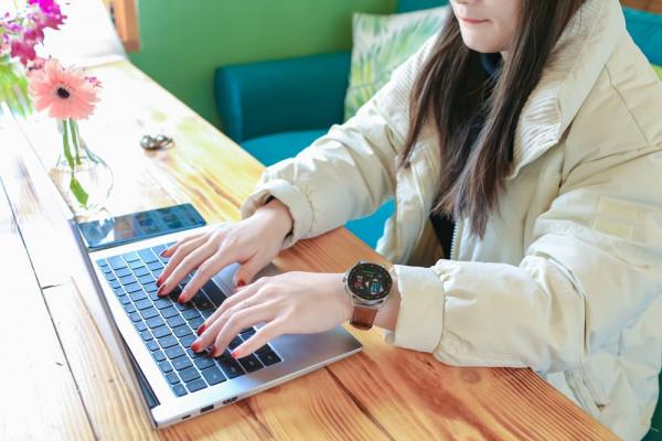 媲美華為WATCH GT3？定位商務風，塞爾蘭斯Watch 7 Pro 智慧手錶首測